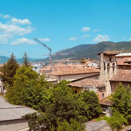 La Piazzetta Villa L'Aquila Luaran gambar