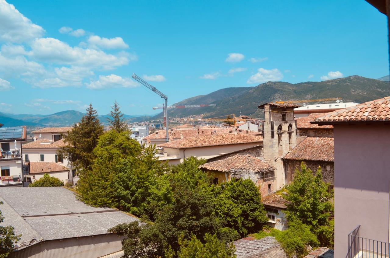 La Piazzetta Villa L'Aquila Luaran gambar