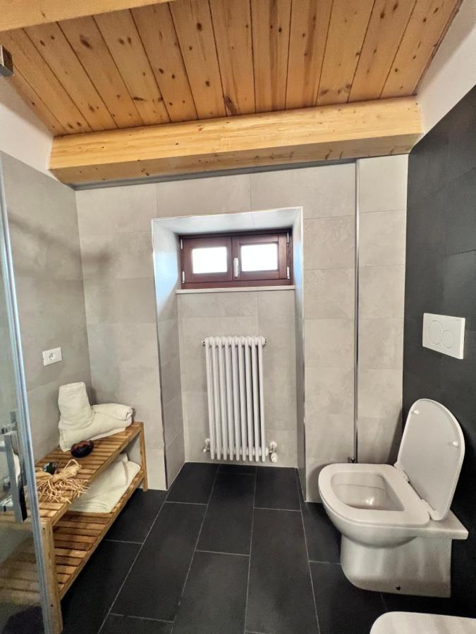 La Piazzetta Villa L'Aquila Luaran gambar